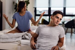 Do Narcissists Know What They Are?